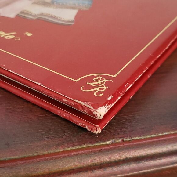 "History of Santa" Vintage Hardcover Book - Duncan Royale (1987) - Picture 5 of 10